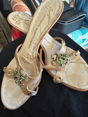 Giuseppe Zanotti Beige Slide Sandals with Green Crystal Frog Accent